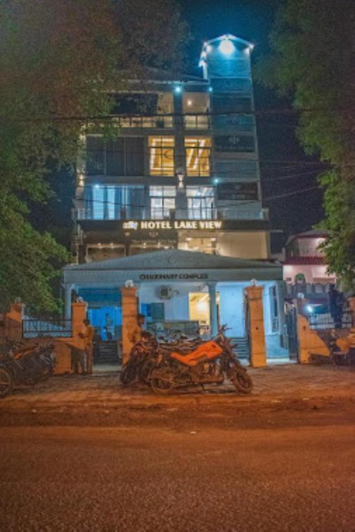 Hotel Lakeview By Bookingcare Chhatarpur Kültér fotó